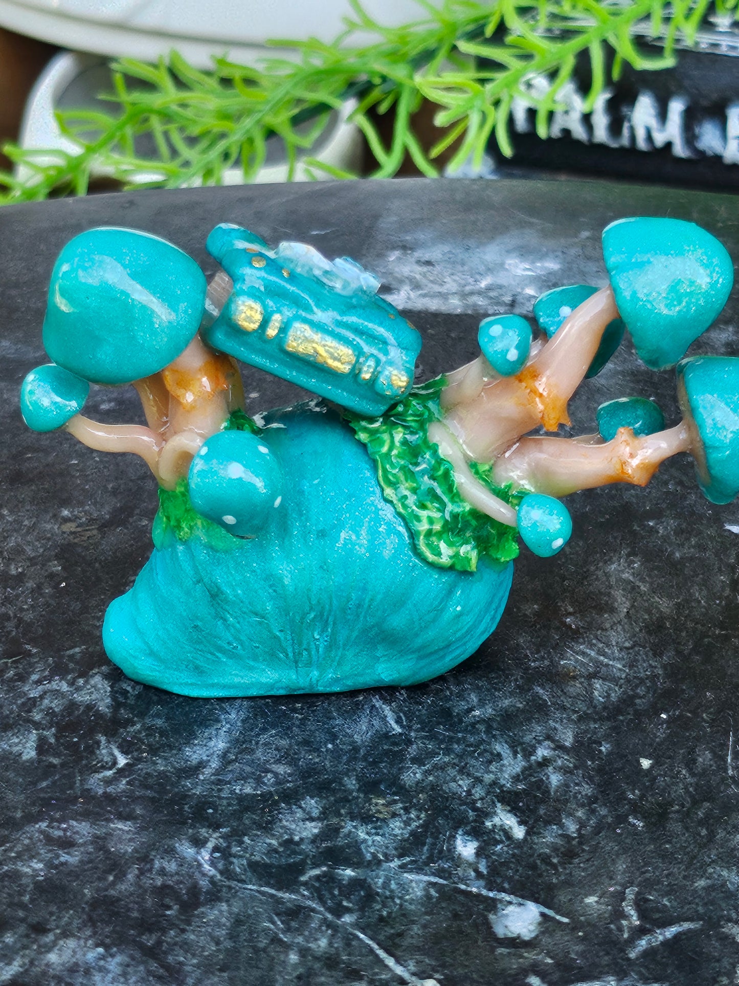 Pearl Turquoise Mushroom Shell